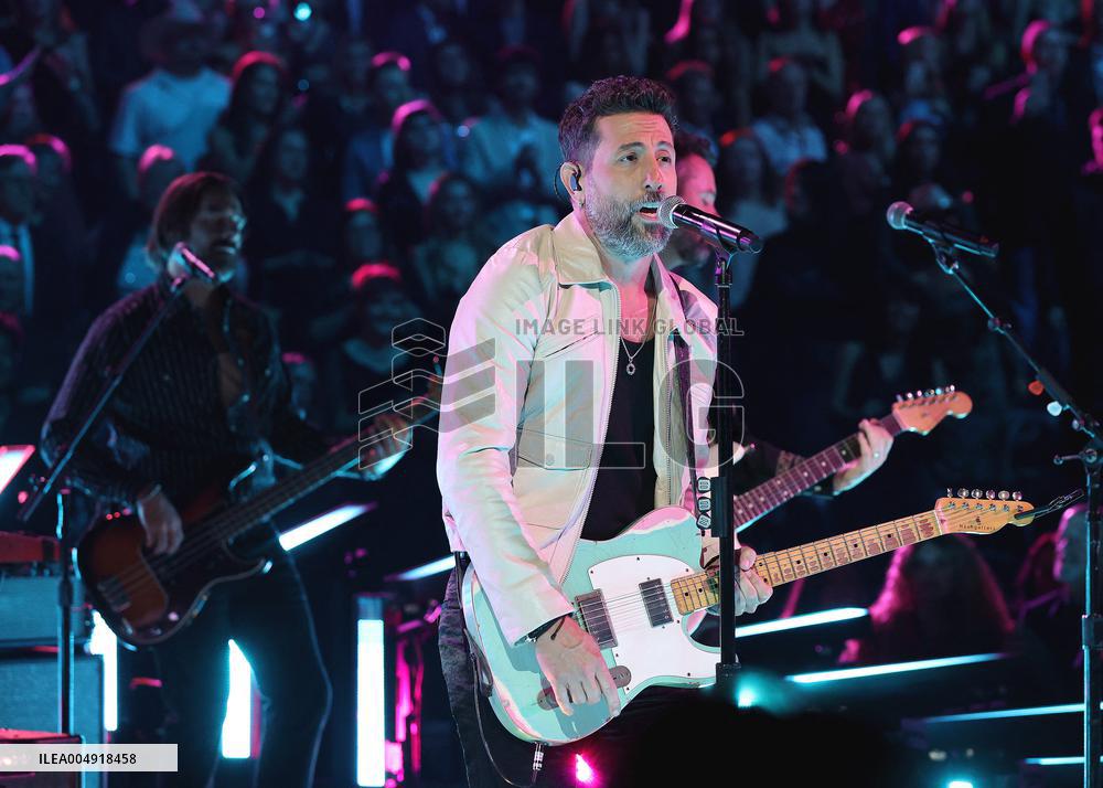 59th Annual CMA Awards - Show