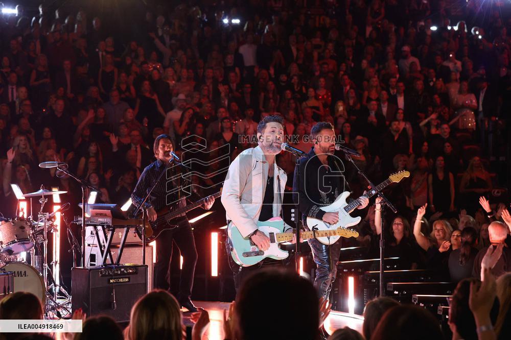 59th Annual CMA Awards - Show