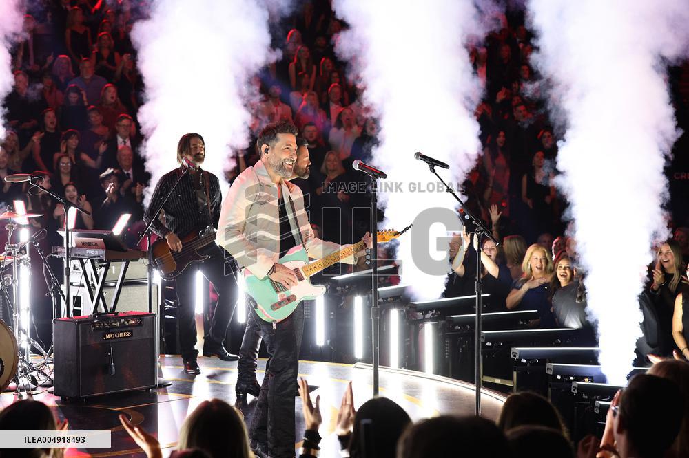 59th Annual CMA Awards - Show