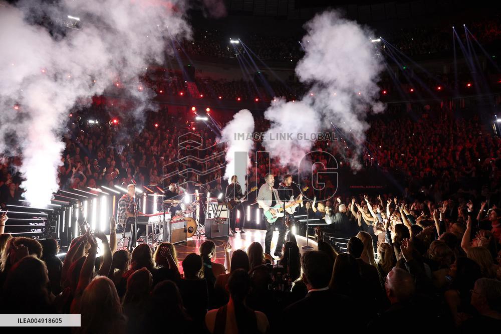 59th Annual CMA Awards - Show