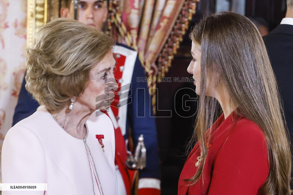 Spanish Royal Family At Golden Fleece Award Ceremony - Madrid
