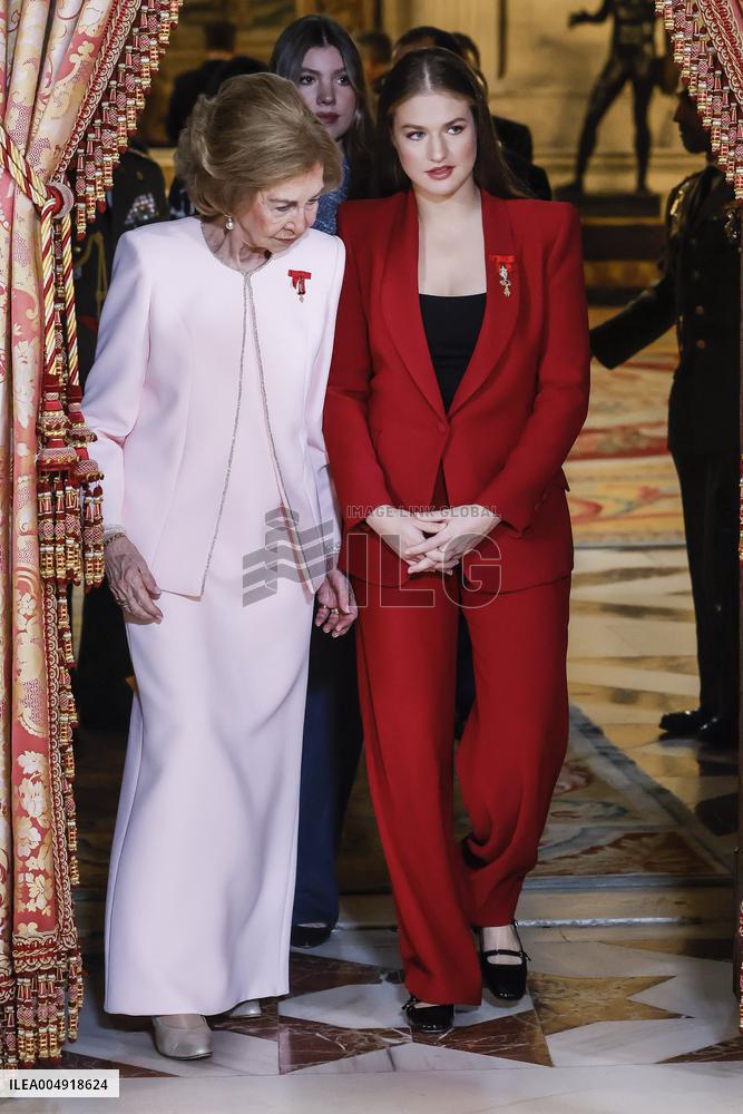 Spanish Royal Family At Golden Fleece Award Ceremony - Madrid