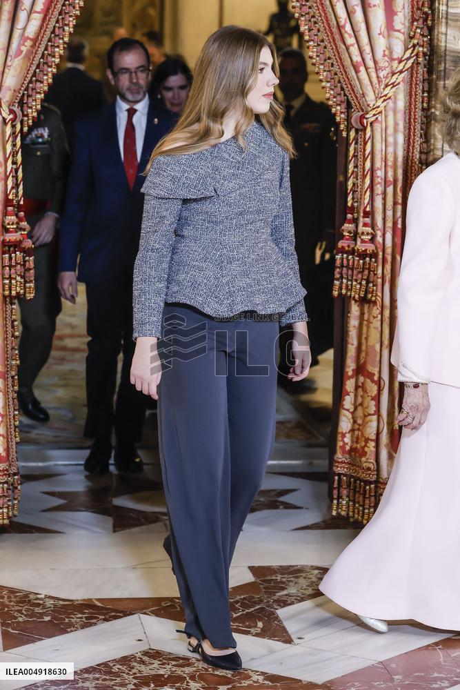 Spanish Royal Family At Golden Fleece Award Ceremony - Madrid