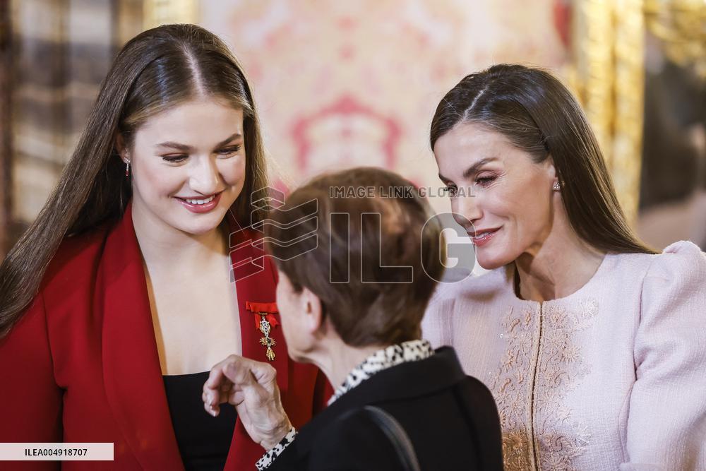 Spanish Royal Family At Golden Fleece Award Ceremony - Madrid