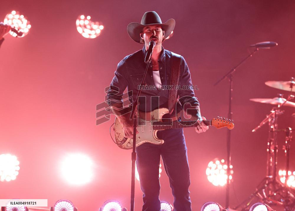 59th Annual CMA Awards - Show