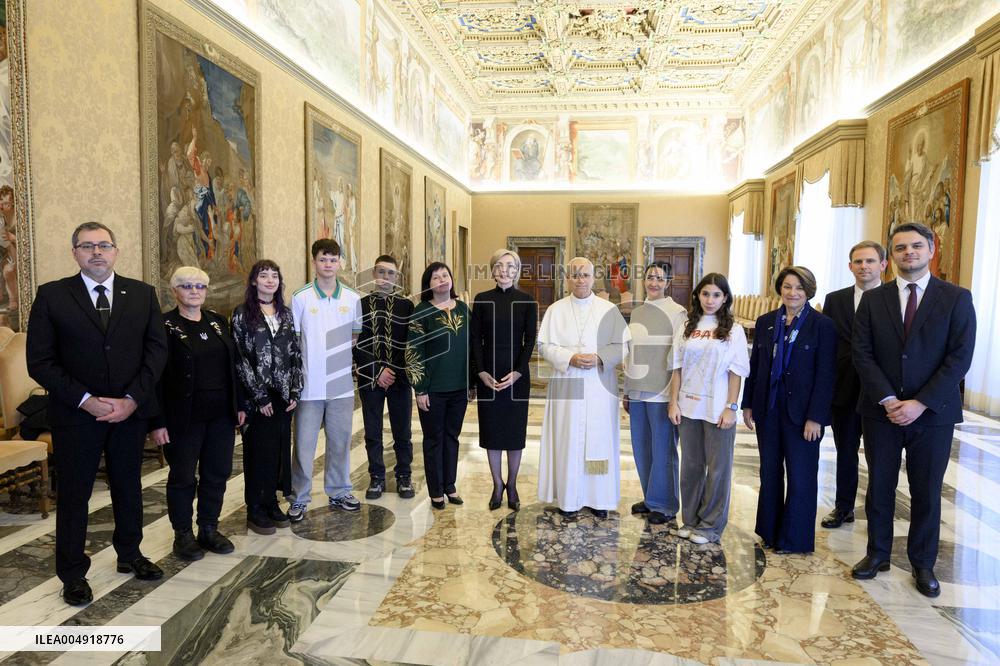 Pope Leo XIV Receives Ukrainian Children Who Returned From Russia - Vatican
