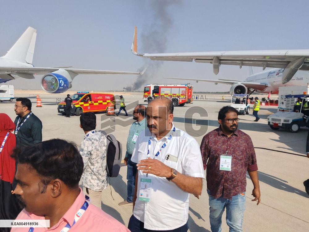 Indian Fighter Jet Crashes at Dubai Airshow