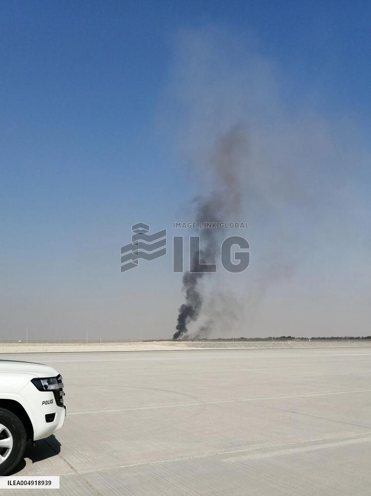Indian Fighter Jet Crashes at Dubai Airshow