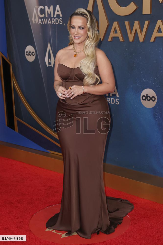 59th Annual CMA Awards - Arrivals