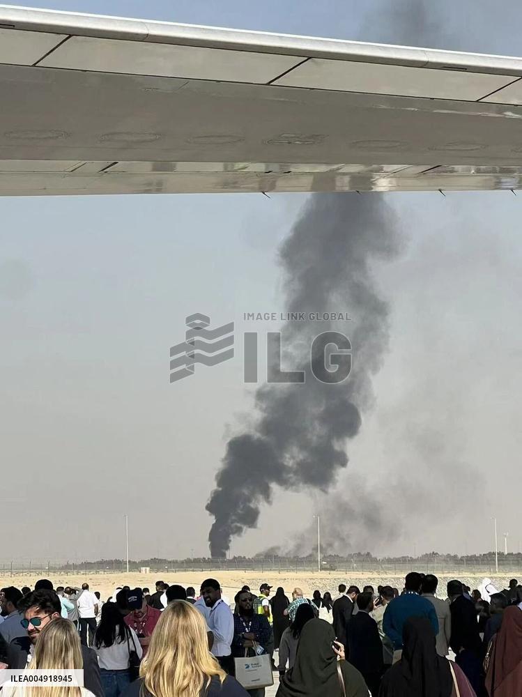Indian Fighter Jet Crashes at Dubai Airshow