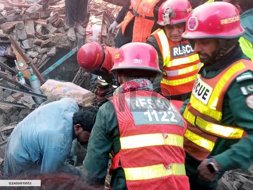 15 Killed in Glue Factory Explosion - Pakistan