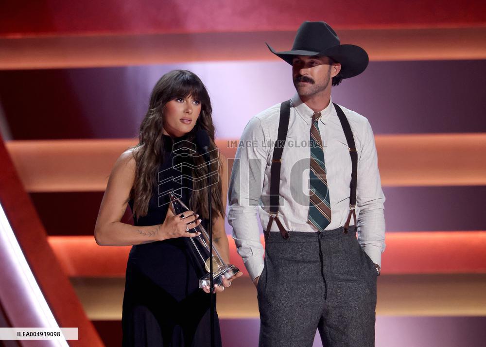 59th Annual CMA Awards - Show