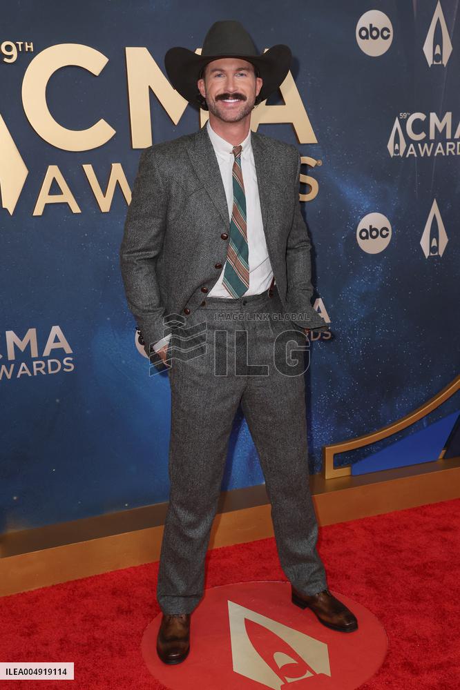 59th Annual CMA Awards - Arrivals