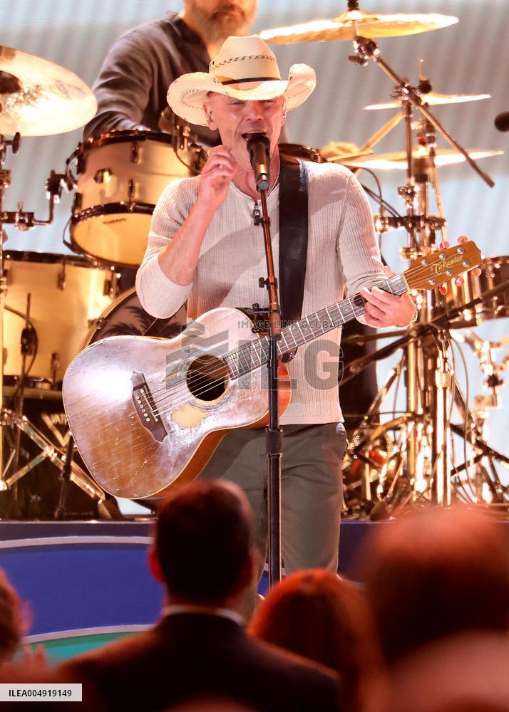 59th Annual CMA Awards - Show