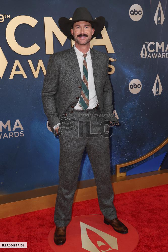 59th Annual CMA Awards - Arrivals