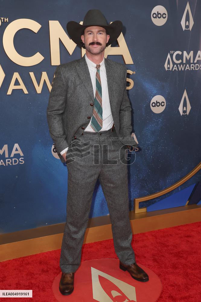 59th Annual CMA Awards - Arrivals