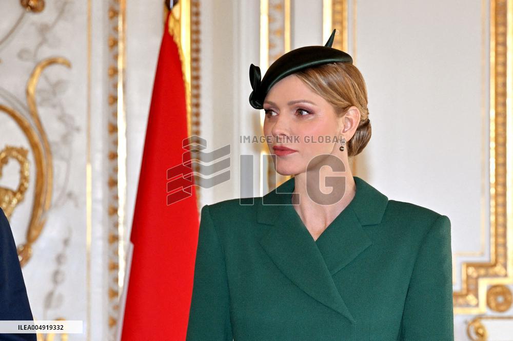 NO TABLOIDS - Prince Albert and Princess Charlene with Portuguese President during a Signing Ceremony - Monaco