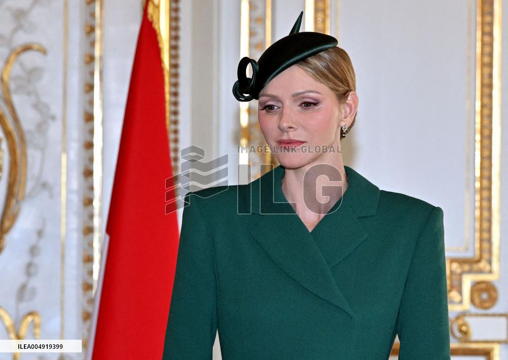 NO TABLOIDS - Prince Albert and Princess Charlene with Portuguese President during a Signing Ceremony - Monaco