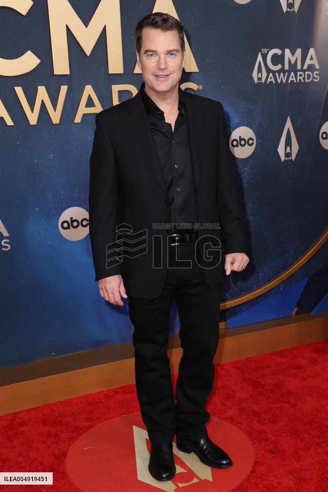 59th Annual CMA Awards - Arrivals