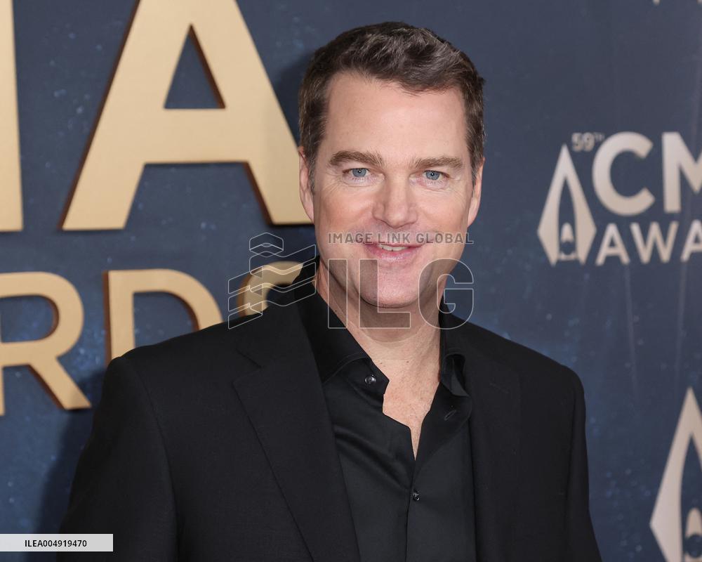 59th Annual CMA Awards - Arrivals