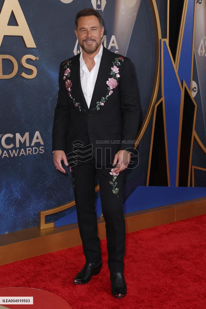 59th Annual CMA Awards - Arrivals