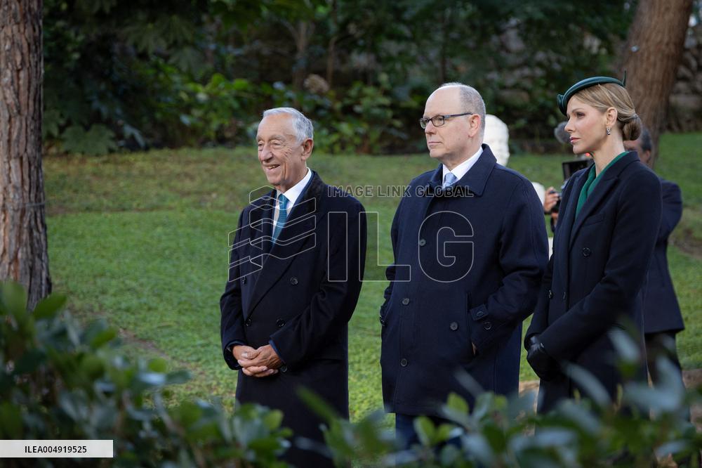 NO TABLOIDS - Prince Albert and Princess Charlene with Portuguese President At Saint-Martin Garden - Monaco