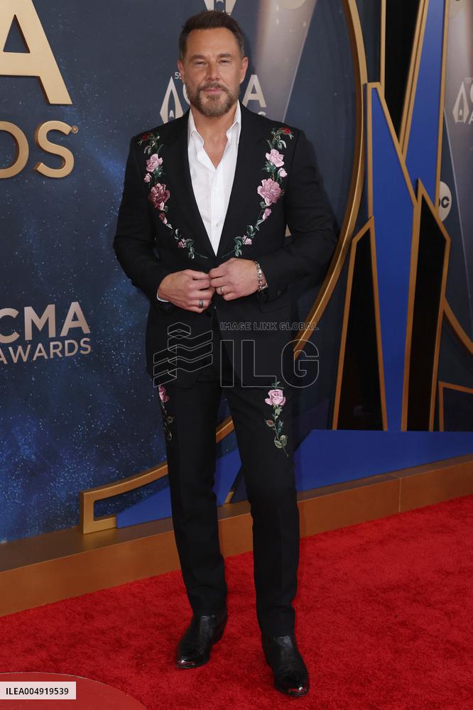 59th Annual CMA Awards - Arrivals