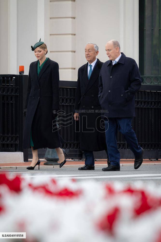 NO TABLOIDS - Prince Albert and Princess Charlene with Portuguese President At Saint-Martin Garden - Monaco