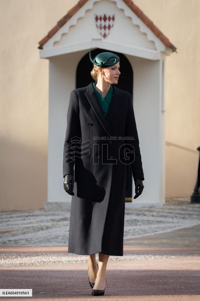 NO TABLOIDS - Prince Albert and Princess Charlene with Portuguese President At Saint-Martin Garden - Monaco