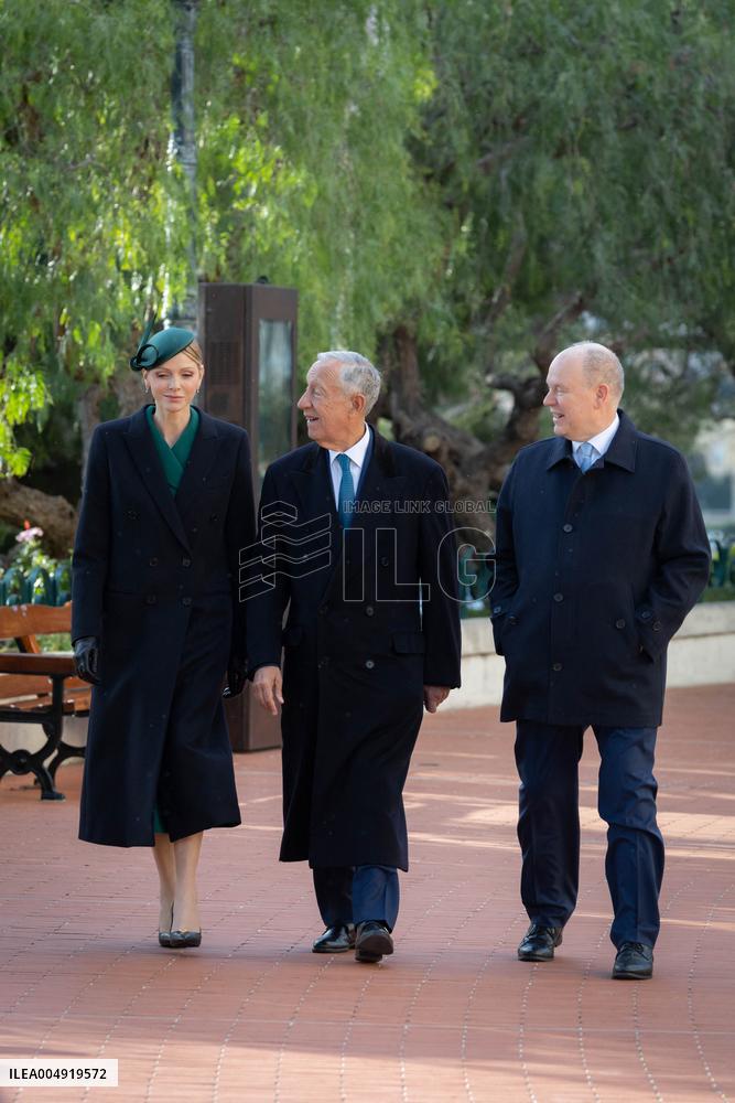 NO TABLOIDS - Prince Albert and Princess Charlene with Portuguese President At Saint-Martin Garden - Monaco