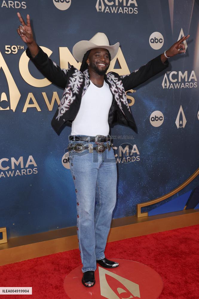 59th Annual CMA Awards - Arrivals