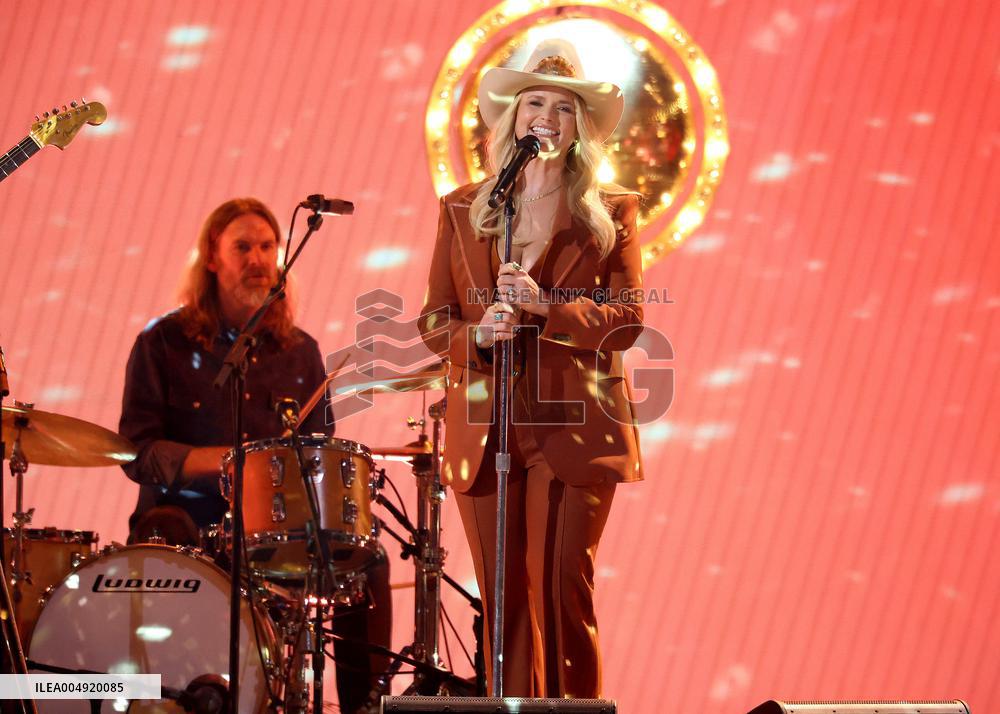 59th Annual CMA Awards - Show