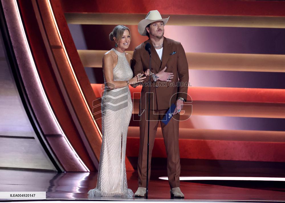 59th Annual CMA Awards - Show