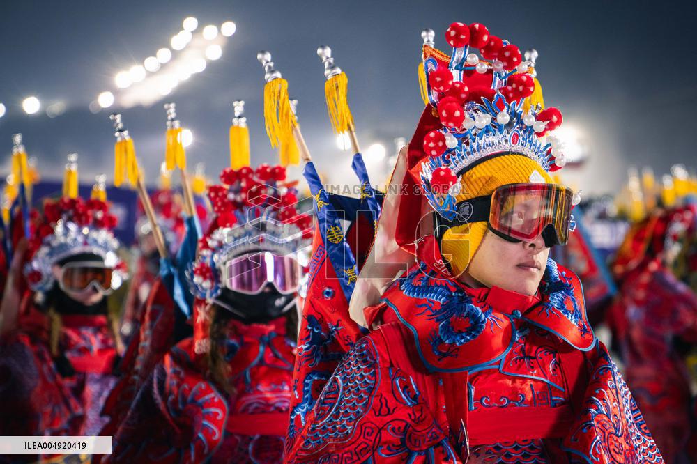 Skiing In Peking Opera Costumes - Jilin