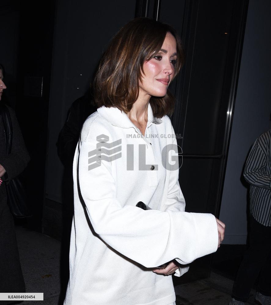 Rose Bryne Arriving To Robin Williams SAG-AFTRA Foundation Event - NYC