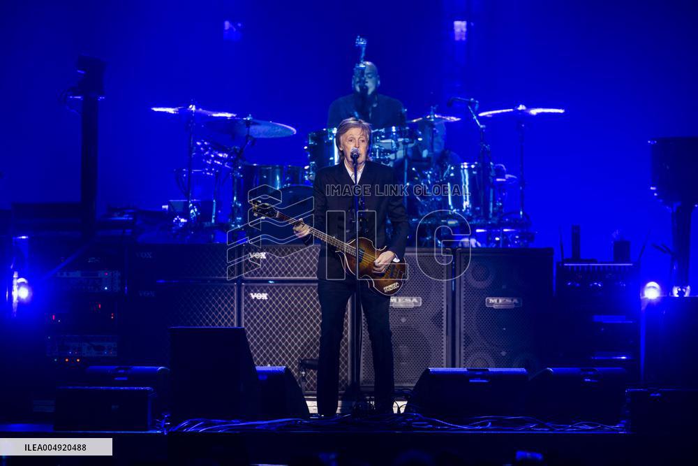 Paul McCartney Performs Concert - Canada