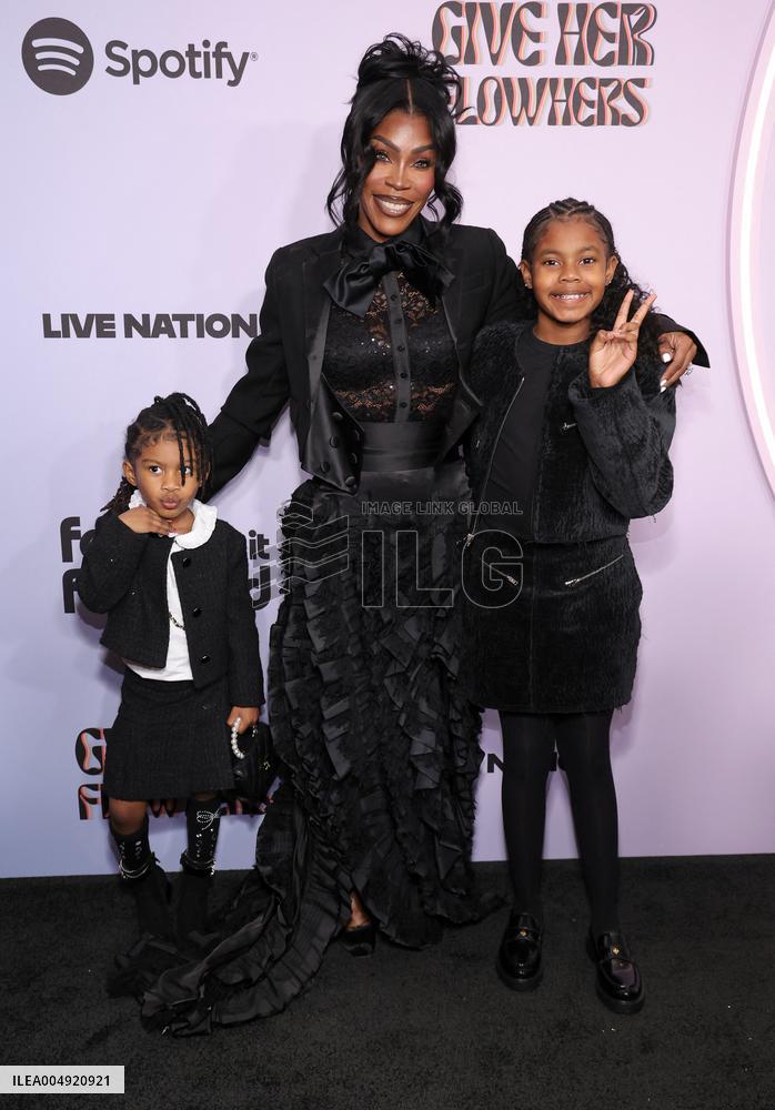 Femme It Forward's 4th Annual Give Her FlowHERS Gala - USA