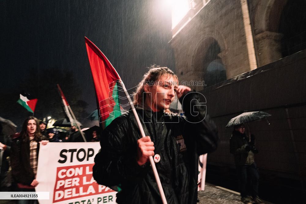 March Against Multinationals And Companies Present At EUROCHOCOLAT - Italy