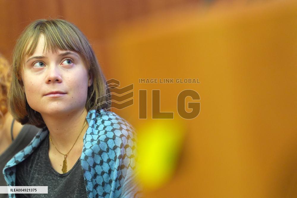 Greta Thunberg Attends Palestine Meeting At University Despite Ban - Italy