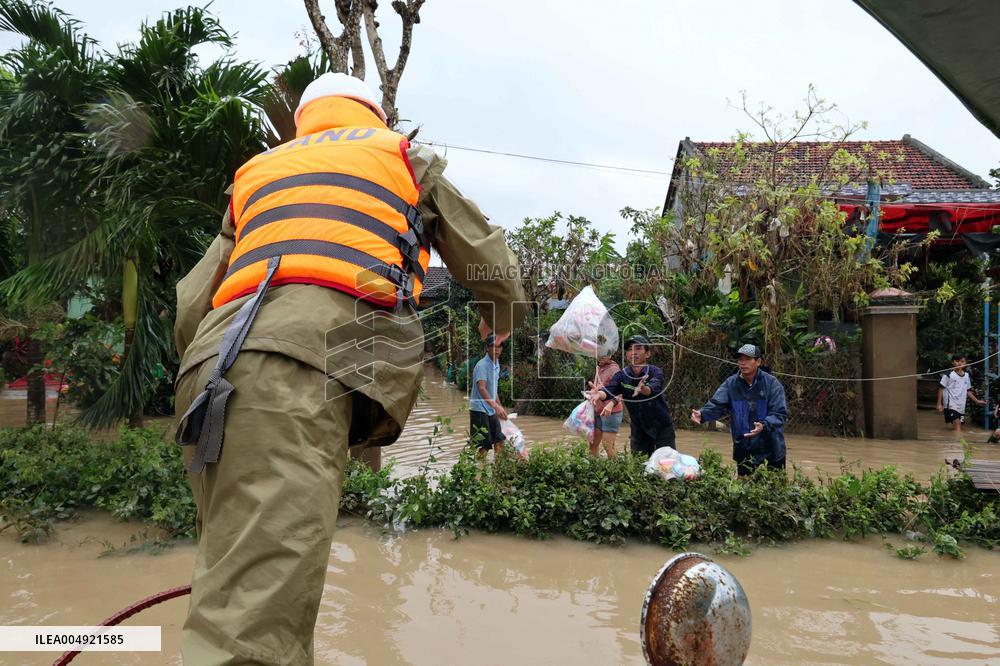Severe Flooding Kills At Least 72 - Vietnam