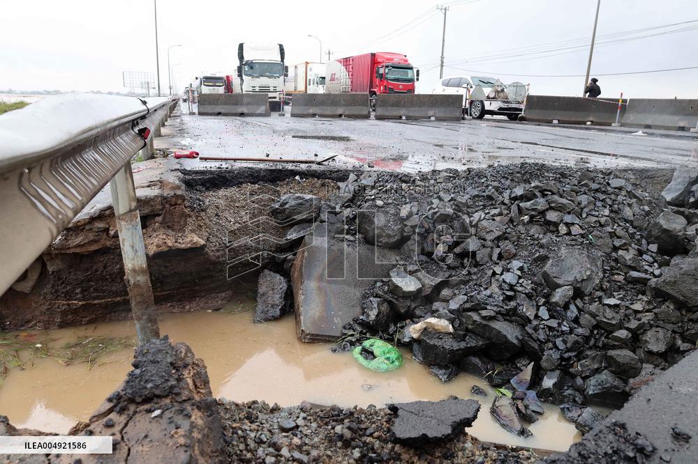 Severe Flooding Kills At Least 72 - Vietnam