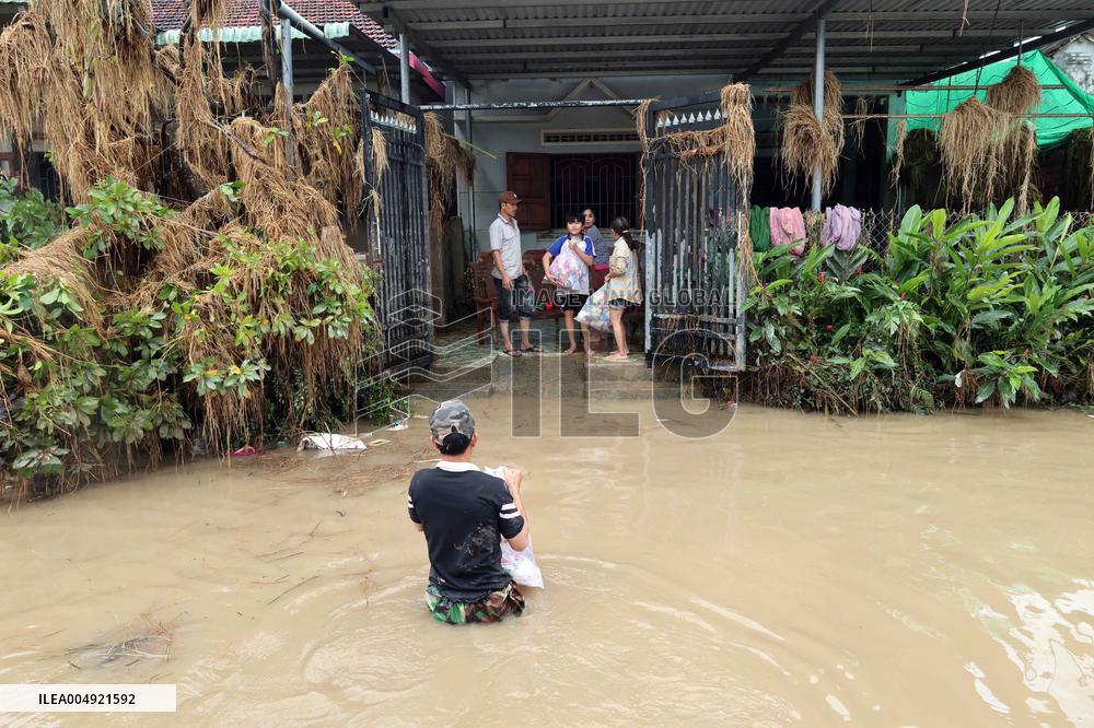 Severe Flooding Kills At Least 72 - Vietnam