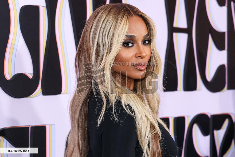 Femme It Forward Give Her FlowHERS Gala - LA