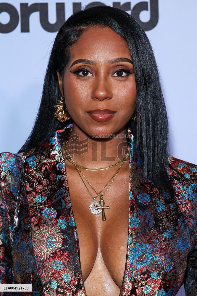 Femme It Forward Give Her FlowHERS Gala - LA