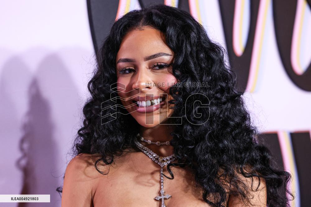 Femme It Forward Give Her FlowHERS Gala - LA