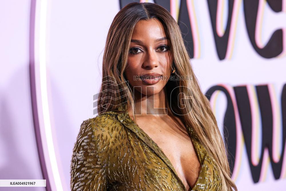 Femme It Forward Give Her FlowHERS Gala - LA