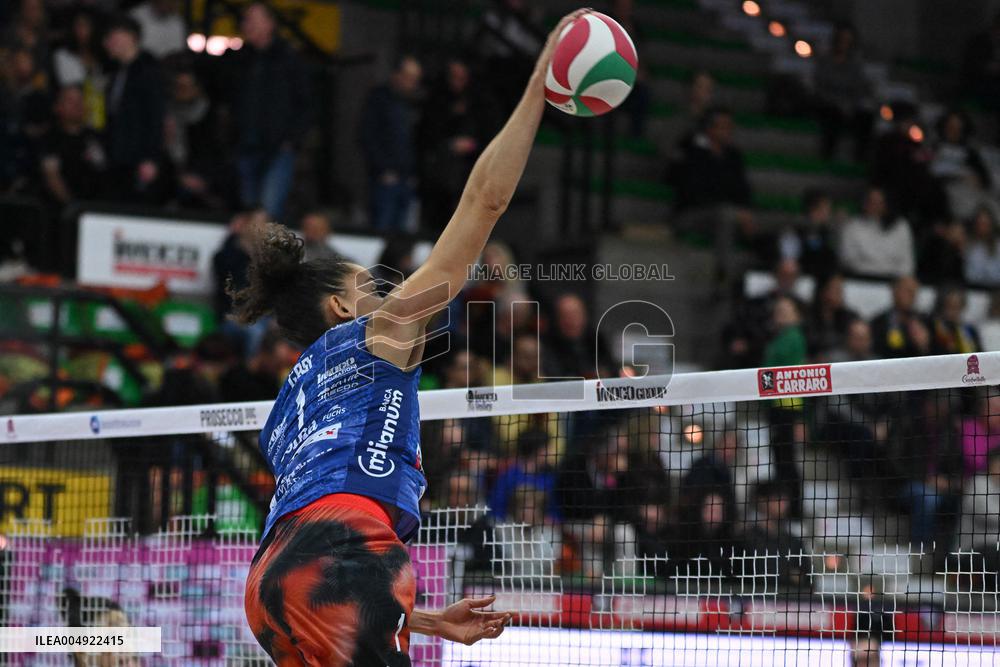 VOLLEY - Serie A1 Femminile - Prosecco Doc A.Carraro Imoco Conegliano vs Il Bisonte Firenze
