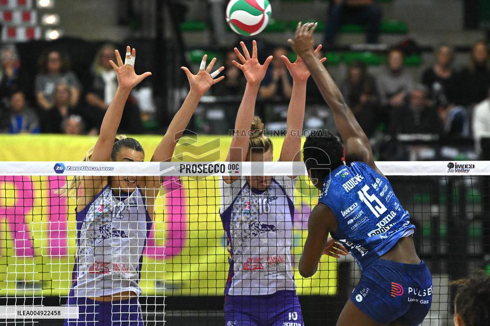 VOLLEY - Serie A1 Femminile - Prosecco Doc A.Carraro Imoco Conegliano vs Il Bisonte Firenze
