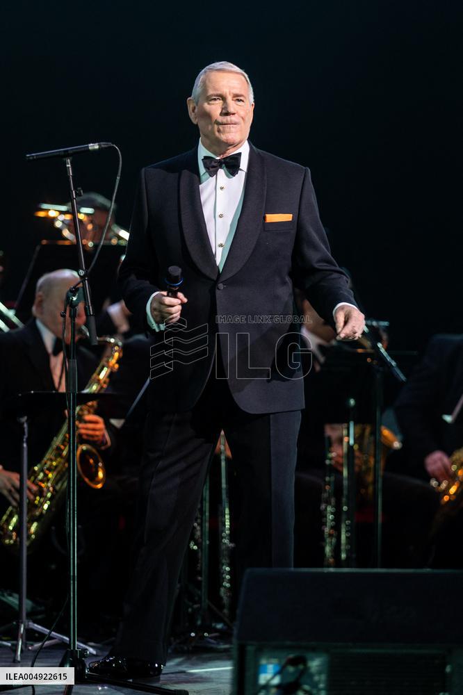 The Voice Is Back - Franck Sinatra - Paris