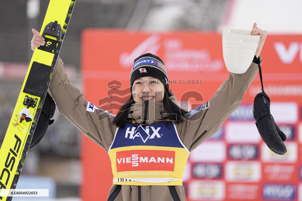Ski jumping: World Cup in Lillehammer